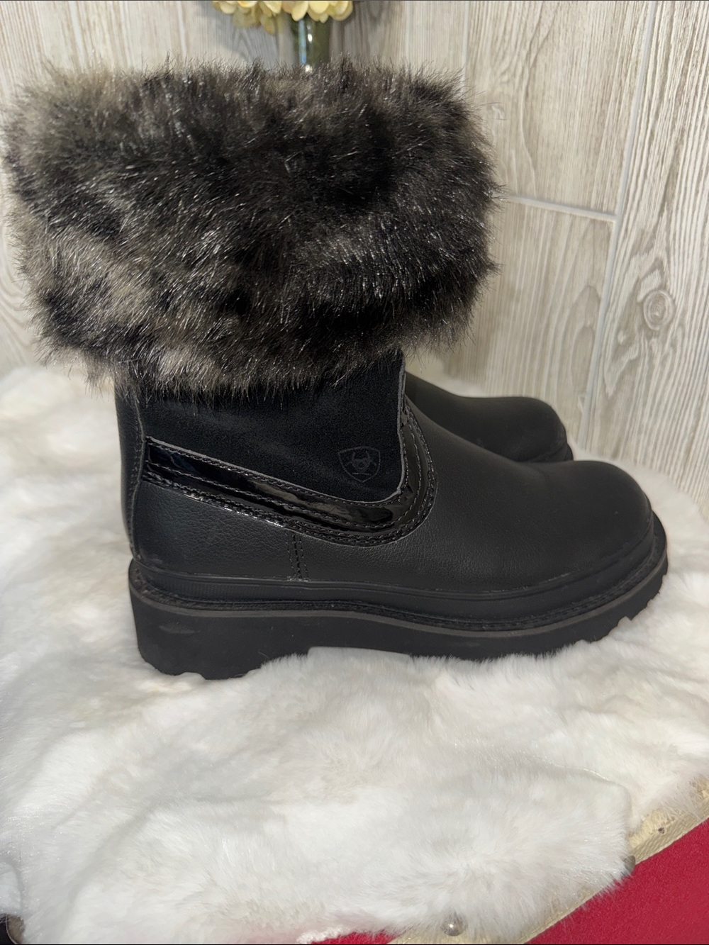 Ariat Fatbaby Black Faux-Fur Cuff Winter Boots